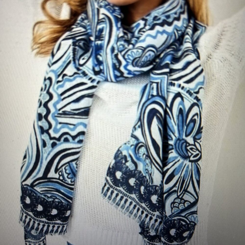 Lilly Pulitzer Resort Scarf Give it a Whirl Navy Blue White New
